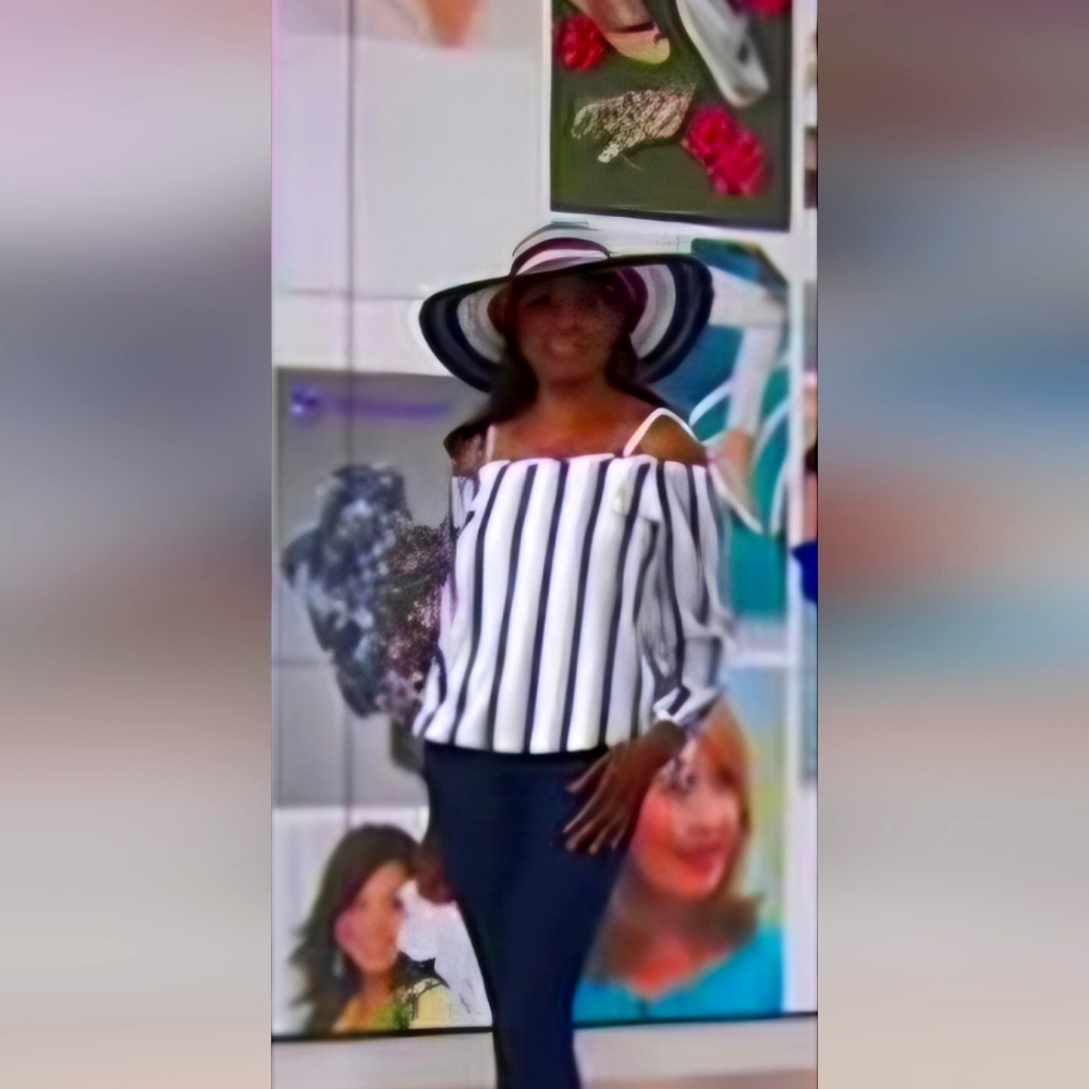 COLLEEN LOPEZ COLD SHOULDER TOP HSN